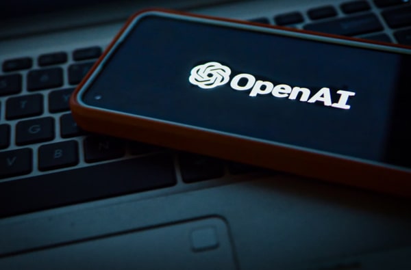 ChatGPT百万账号被封，创作者如何规范运用人工智能？